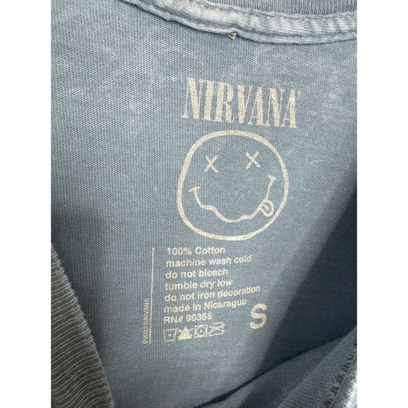 Nirvana Sz S Smiley Face Graphic T-Shirt Blue Gray Distressed Short Sleeve Flaws - Picture 8 of 9